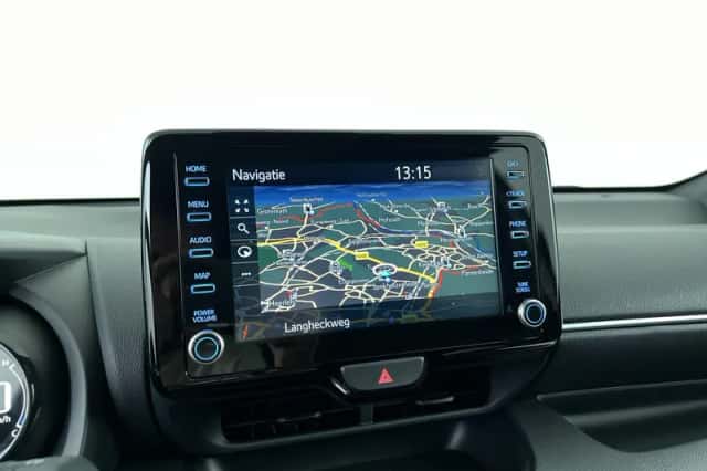 Toyota Yaris (2022) thumbnail 19