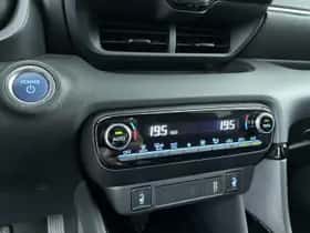 Toyota Yaris (2022) thumbnail 21