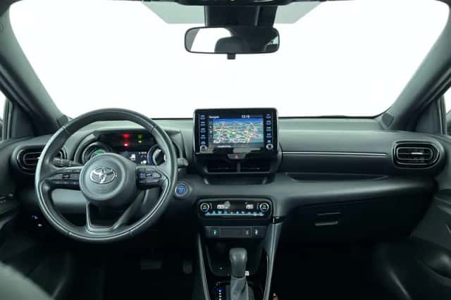 Toyota Yaris (2022) thumbnail 25