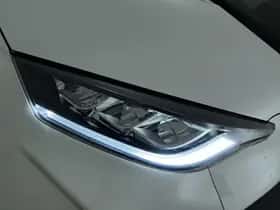 Toyota Yaris (2022) thumbnail 9