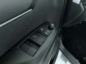 Toyota Yaris (2025) thumbnail 12