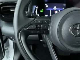 Toyota Yaris (2025) thumbnail 15