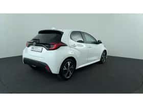 Toyota Yaris (2025) thumbnail 5