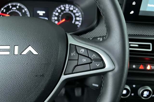 Dacia Sandero (2023) thumbnail 16