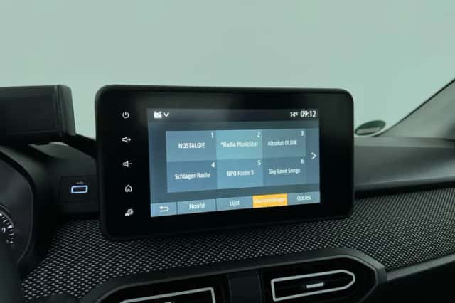 Dacia Sandero (2023) thumbnail 18