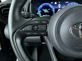 Toyota Yaris (2024) thumbnail 15