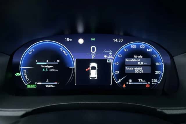 Toyota Yaris (2024) thumbnail 17