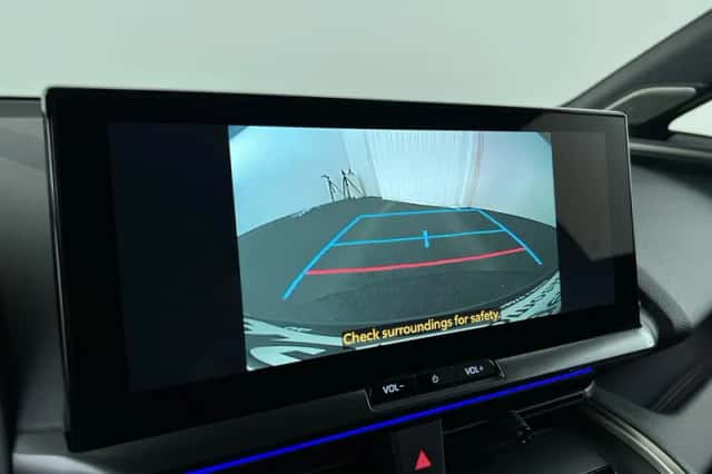 Toyota C-HR (2025) thumbnail 20