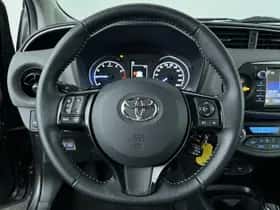 Toyota Yaris (2020) thumbnail 14