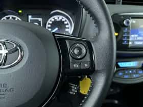 Toyota Yaris (2020) thumbnail 16