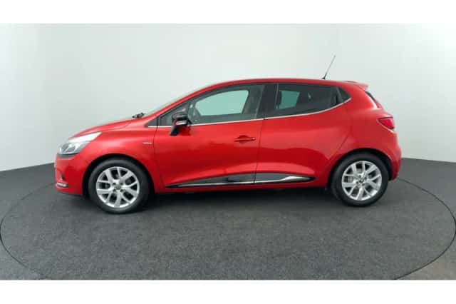 Renault Clio (2018) thumbnail 2