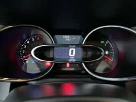Renault Clio (2018) thumbnail 17