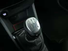 Renault Clio (2018) thumbnail 22