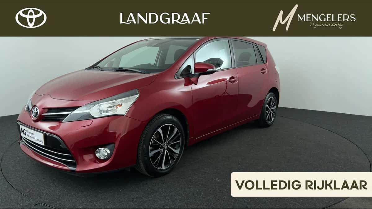 Toyota Verso (2017) — foto 1
