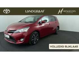 Toyota Verso (2017) thumbnail 1