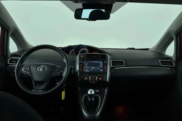 Toyota Verso (2017) thumbnail 26