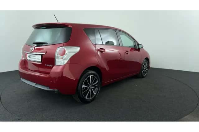 Toyota Verso (2017) thumbnail 5