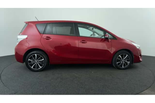 Toyota Verso (2017) thumbnail 6