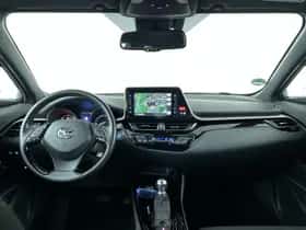Toyota C-HR (2019) thumbnail 25