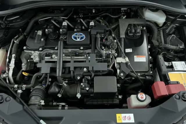 Toyota C-HR (2019) thumbnail 28
