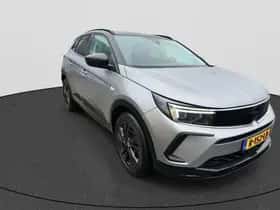 Opel Grandland (2022) thumbnail 3