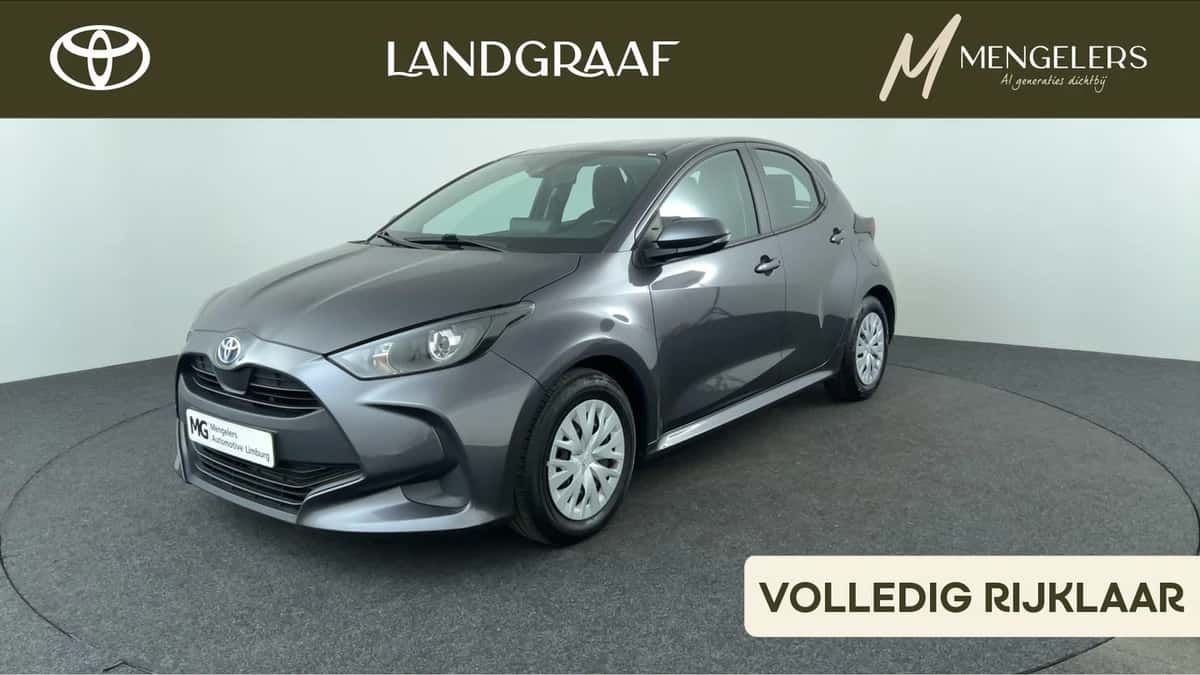 Toyota Yaris (2022) — foto 1