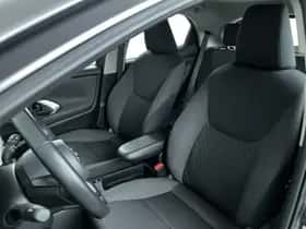 Toyota Yaris (2022) thumbnail 11