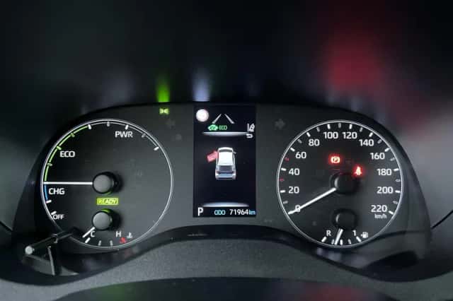 Toyota Yaris (2022) thumbnail 17