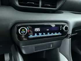 Toyota Yaris (2022) thumbnail 20