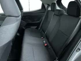 Toyota Yaris (2022) thumbnail 23