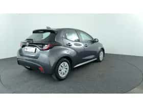 Toyota Yaris (2022) thumbnail 5