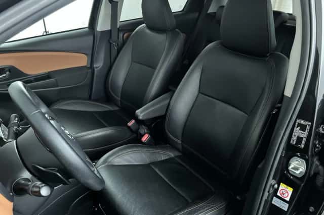 Toyota Yaris (2014) thumbnail 11