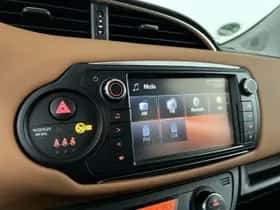 Toyota Yaris (2014) thumbnail 18