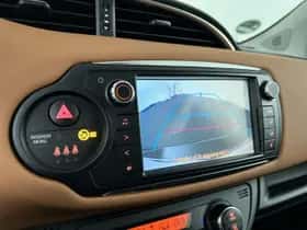 Toyota Yaris (2014) thumbnail 20