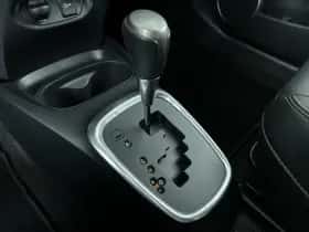 Toyota Yaris (2014) thumbnail 22