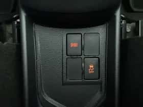 Toyota Yaris (2014) thumbnail 23