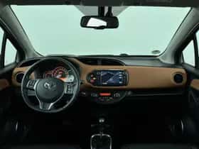 Toyota Yaris (2014) thumbnail 25