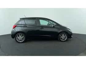 Toyota Yaris (2014) thumbnail 6