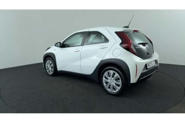 Toyota Aygo X (2024) thumbnail 3