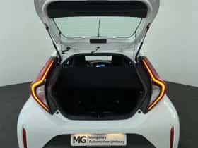 Toyota Aygo X (2024) thumbnail 25