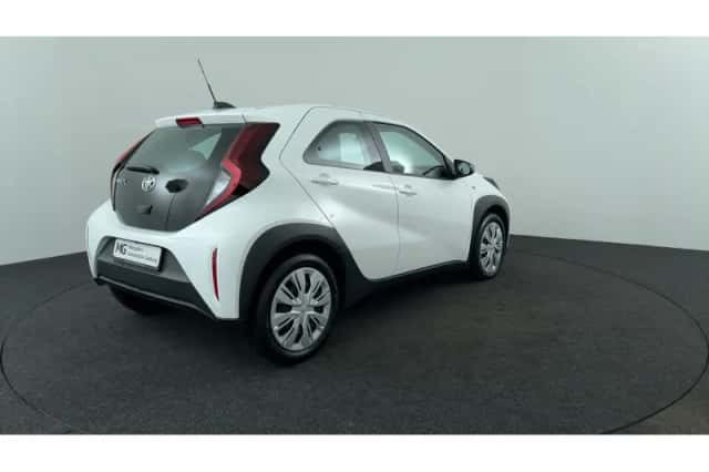 Toyota Aygo X (2024) thumbnail 5