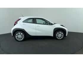 Toyota Aygo X (2024) thumbnail 6