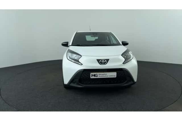 Toyota Aygo X (2024) thumbnail 8