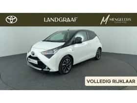 Toyota Aygo (2022) thumbnail 1