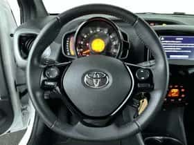 Toyota Aygo (2022) thumbnail 14