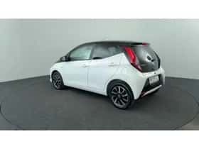 Toyota Aygo (2022) thumbnail 3