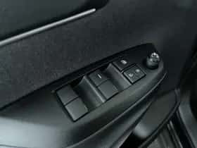 Toyota Yaris Cross (2024) thumbnail 12