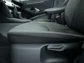 Toyota Yaris Cross (2024) thumbnail 13