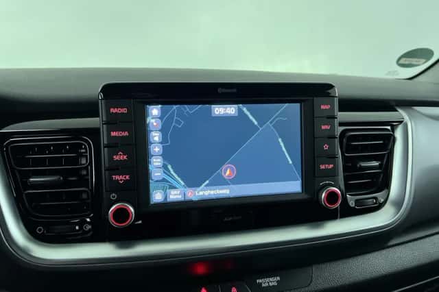 Kia Stonic (2019) thumbnail 19
