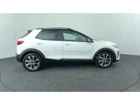Kia Stonic (2019) thumbnail 6